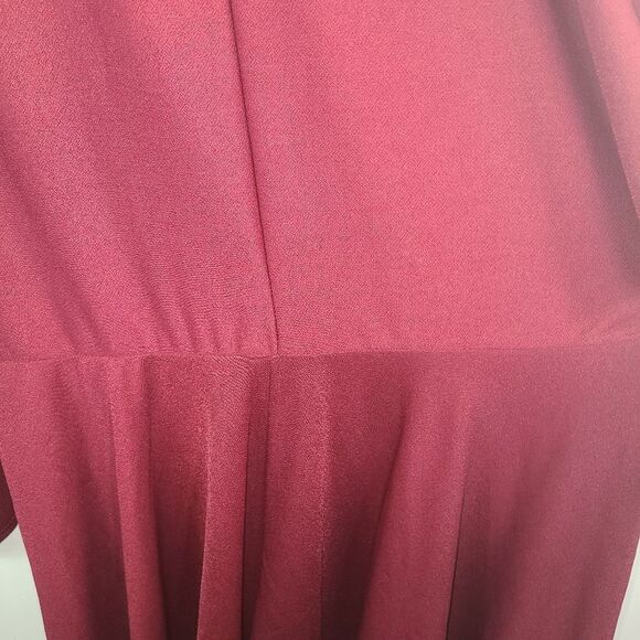 Nasty Gal Deep V‎ Dolman Sleeve Flirty Dress - Picture 10 of 13